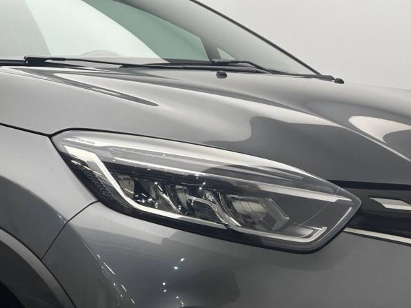 Renault Kaptur I Рестайлинг с пробегом 2021 года, цена 1 579 000 рублей, 120028 км, внедорожник, Автокод Объявления
