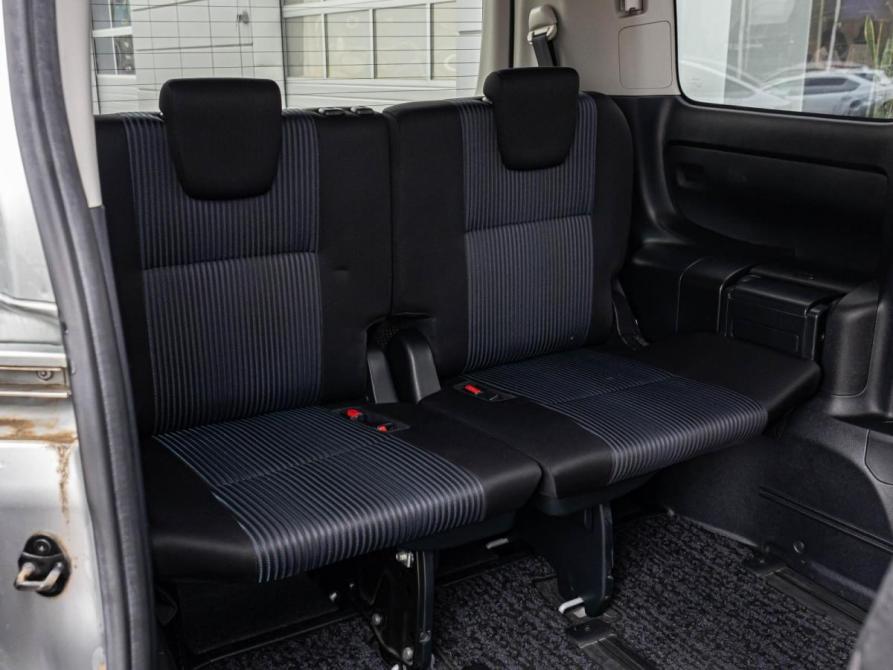 Toyota Voxy III (R80) Краснодар  - изображение 12