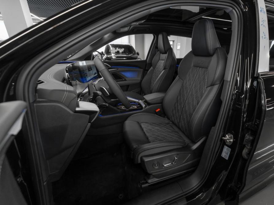 Audi Q5 III Москва  - изображение 9