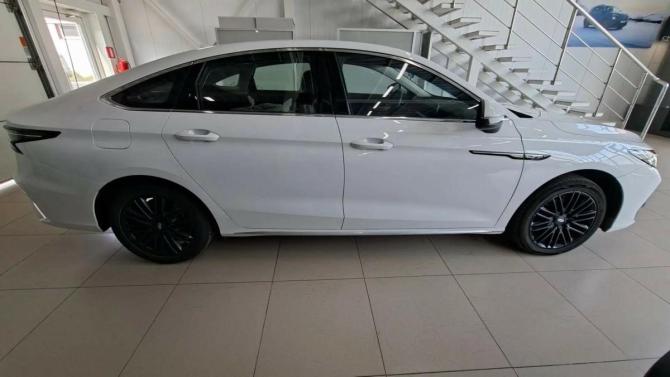 Chery Arrizo 8 с пробегом 2025 года, цена 2 318 000 рублей, 19900 км, седан, Автокод Объявления