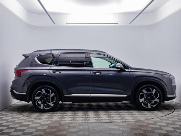 Hyundai Santa Fe IV Рестайлинг с пробегом 2022 года, цена 4 464 000 рублей, 44104 км, внедорожник, Автокод Объявления