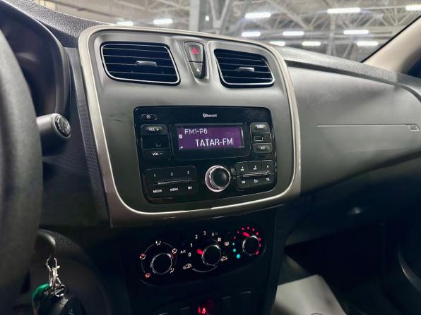 Renault Sandero II Рестайлинг с пробегом 2021 года, цена 1 190 000 рублей, 101216 км, хэтчбек, Автокод Объявления
