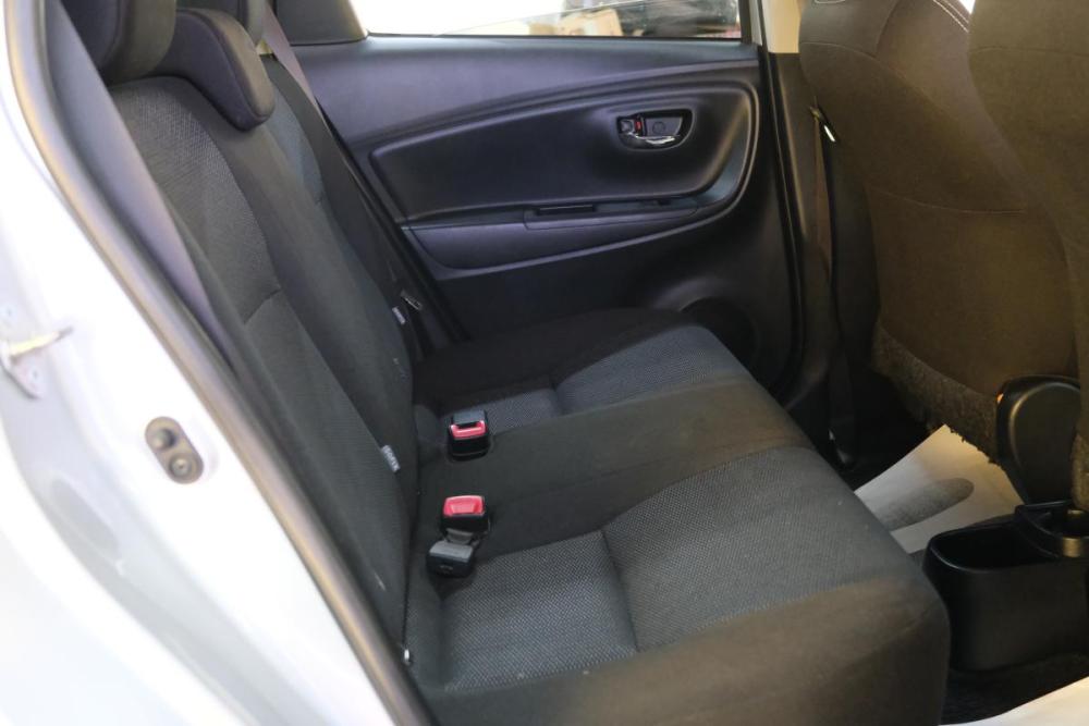 Toyota Vitz III (XP130) Рестайлинг 2 Омск  - изображение 20