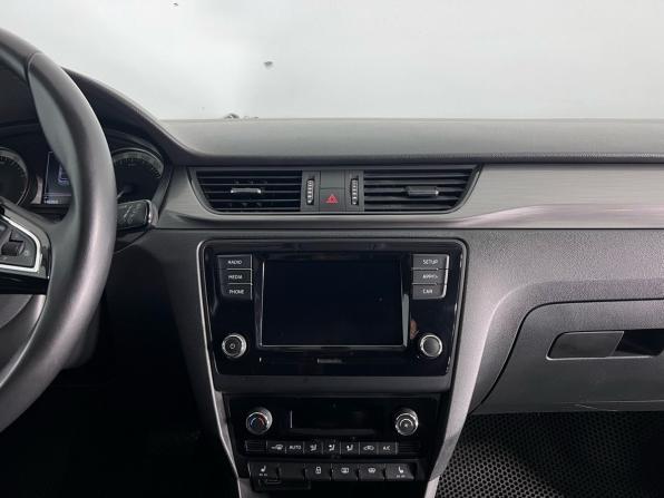 Skoda Rapid I Рестайлинг с пробегом 2019 года, цена 1 289 000 рублей, 147000 км, лифтбек, Автокод Объявления