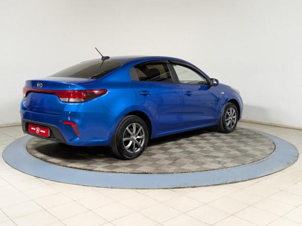 Kia Rio III Рестайлинг с пробегом 2017 года, цена 1 265 000 рублей, 62000 км, седан, Автокод Объявления