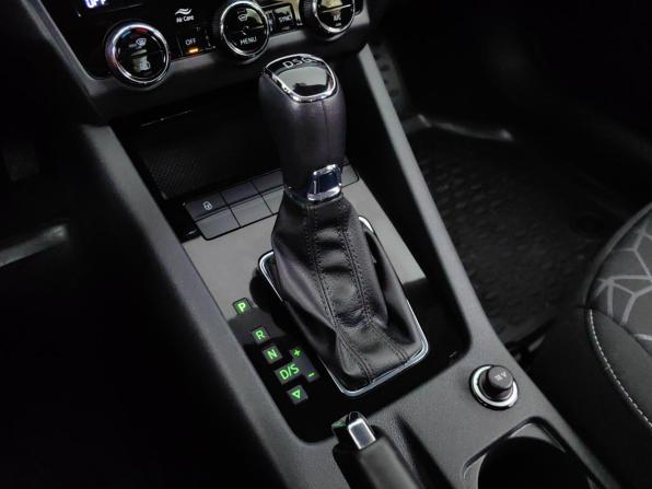 Skoda Octavia III (A7) Рестайлинг с пробегом 2019 года, цена 2 119 000 рублей, 52473 км, лифтбек, Автокод Объявления
