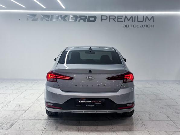 Hyundai Avante VI Рестайлинг с пробегом 2020 года, цена 1 750 000 рублей, 102385 км, седан, Автокод Объявления