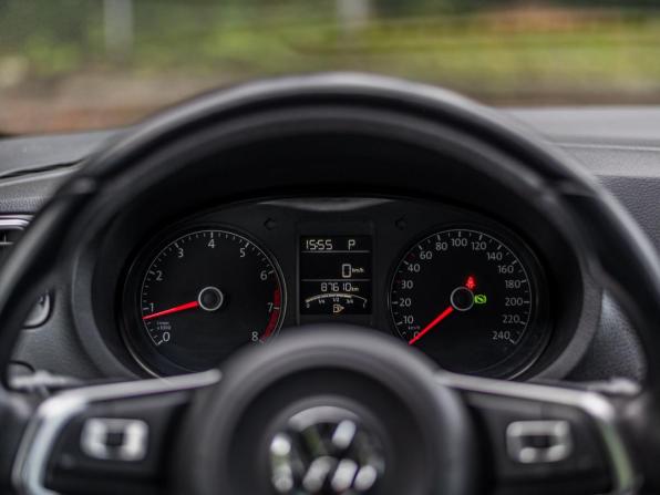 Volkswagen Polo V Рестайлинг с пробегом 2019 года, цена 1 190 000 рублей, 87605 км, седан, Автокод Объявления
