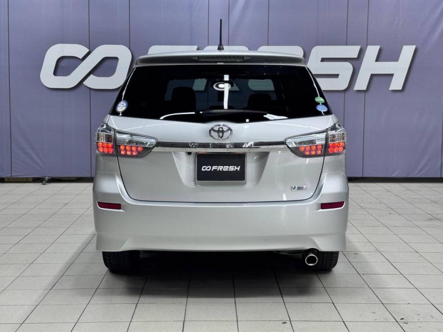 Toyota Wish II Рестайлинг Благовещенск  - изображение 3