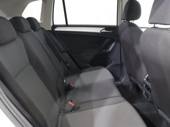 Volkswagen Tiguan II Рестайлинг с пробегом 2021 года, цена 2 486 000 рублей, 89810 км, внедорожник, Автокод Объявления