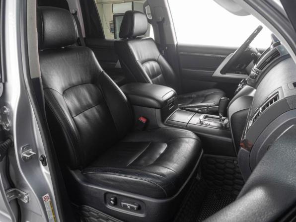 Toyota Land Cruiser 200 Series Рестайлинг 1 с пробегом 2013 года, цена 3 999 000 рублей, 183367 км, внедорожник, Автокод Объявления