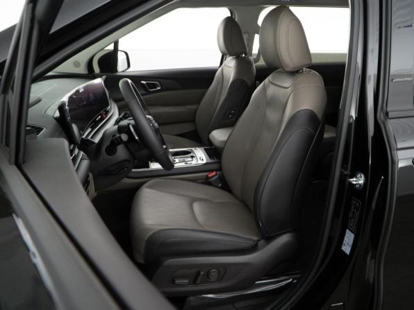 Kia Carnival IV Рестайлинг с пробегом 2025 года, цена 6 098 999 рублей, 10027 км, минивэн, Автокод Объявления