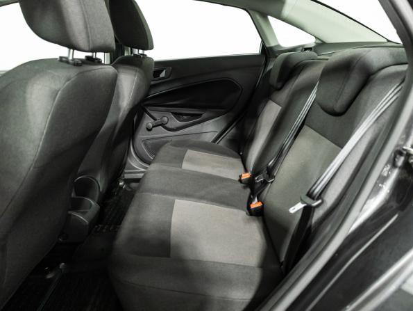 Ford Fiesta Mk6 Рестайлинг с пробегом 2017 года, цена 879 700 рублей, 93770 км, седан, Автокод Объявления