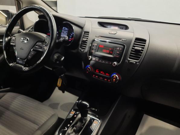 Kia Cerato III Рестайлинг (Classic) с пробегом 2018 года, цена 1 298 000 рублей, 110000 км, седан, Автокод Объявления