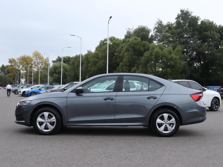 Skoda Octavia IV (A8) Москва  - изображение 8