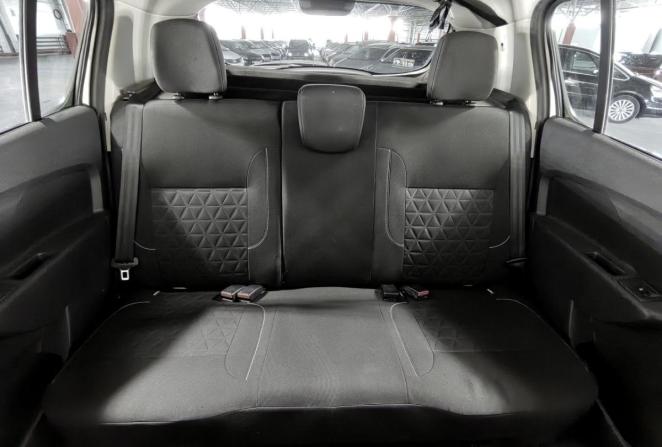 Renault Sandero II с пробегом 2015 года, цена 899 000 рублей, 95387 км, хэтчбек, Автокод Объявления