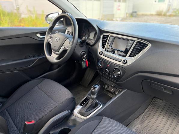 Hyundai Solaris II Рестайлинг с пробегом 2020 года, цена 1 385 000 рублей, 58000 км, седан, Автокод Объявления