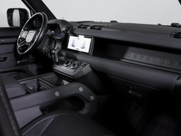 Land Rover Defender II с пробегом 2021 года, цена 7 000 000 рублей, 110662 км, внедорожник, Автокод Объявления
