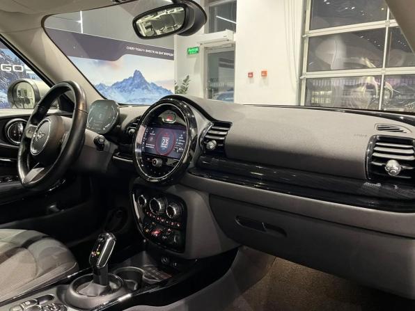 Mini Clubman II Рестайлинг с пробегом 2021 года, цена 2 550 000 рублей, 39500 км, универсал, Автокод Объявления