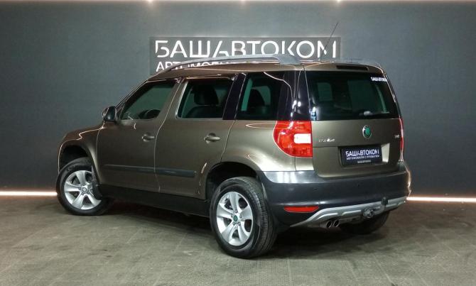 Skoda Yeti I с пробегом 2012 года, цена 795 000 рублей, 258387 км, внедорожник, Автокод Объявления
