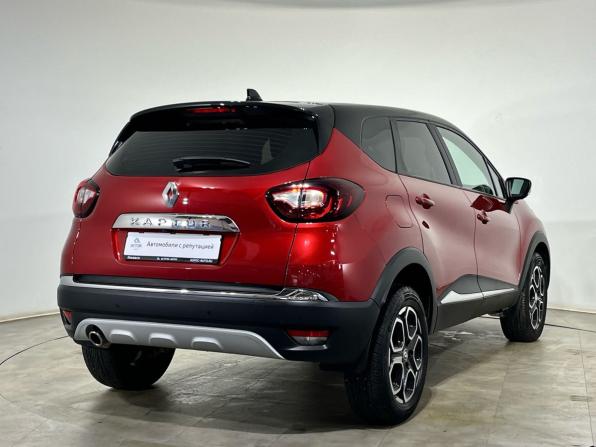 Renault Kaptur I Рестайлинг с пробегом 2021 года, цена 1 705 000 рублей, 52851 км, внедорожник, Автокод Объявления