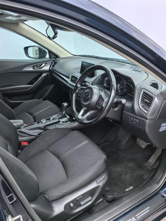 Mazda Axela III Рестайлинг с пробегом 2016 года, цена 1 290 000 рублей, 121596 км, седан, Автокод Объявления