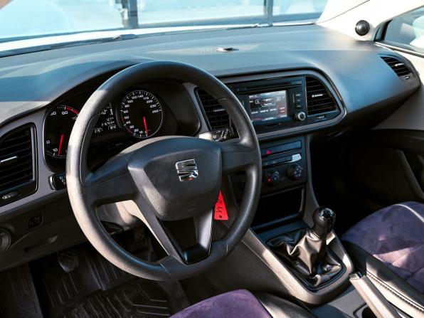 SEAT Leon III с пробегом 2013 года, цена 865 000 рублей, 216000 км, хэтчбек, Автокод Объявления