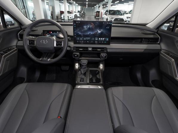Toyota RAV4 VI (XA60) с пробегом 2026 года, цена 4 550 000 рублей, 17 км, внедорожник, Автокод Объявления