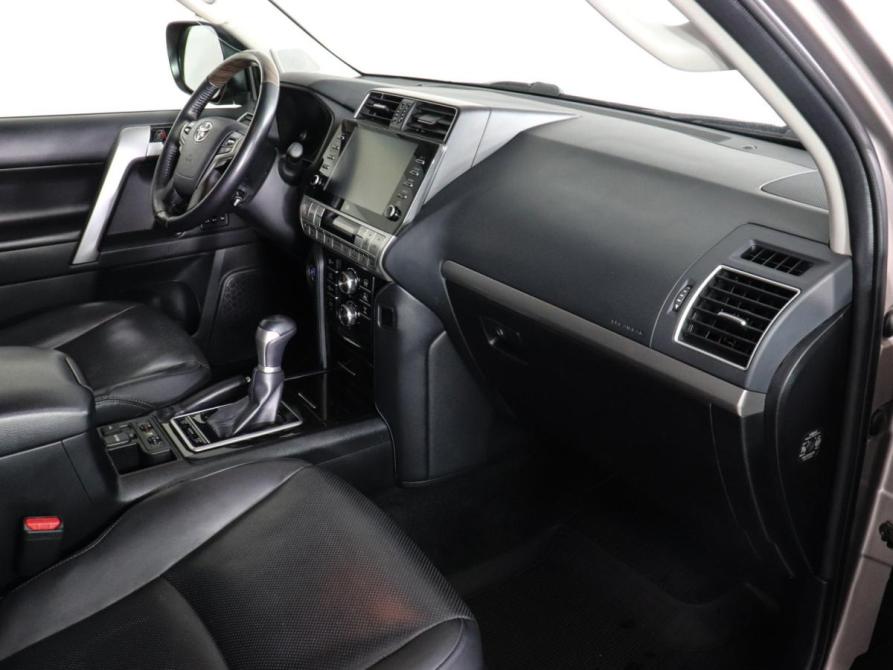 Toyota Land Cruiser Prado 150 Series Рестайлинг 3 Химки  - изображение 10