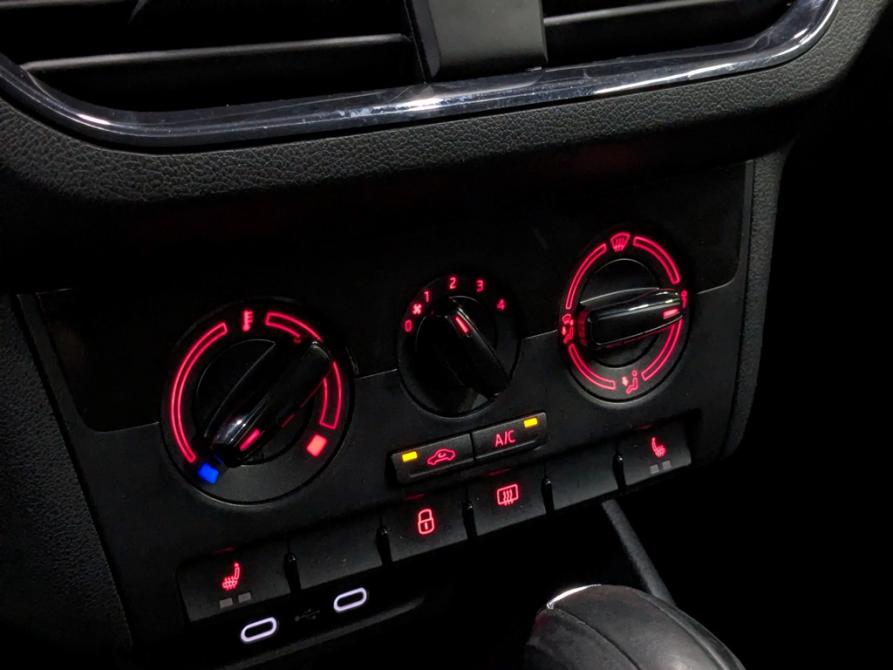 Volkswagen Polo VI Москва  - изображение 18