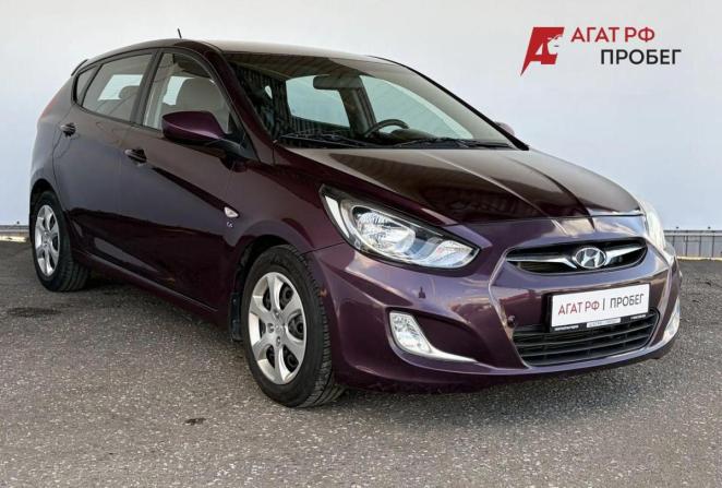 Hyundai Solaris I с пробегом 2013 года, цена 690 000 рублей, 153211 км, хэтчбек, Автокод Объявления