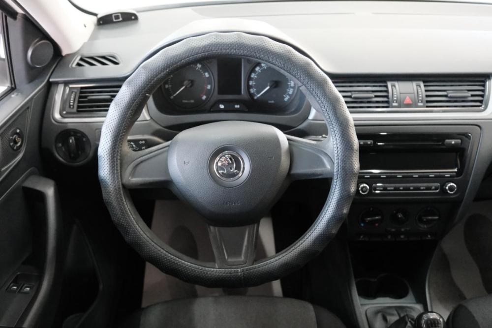 Skoda Rapid I Омск  - изображение 13