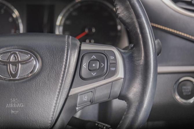 Toyota Harrier III (XU60) с пробегом 2017 года, цена 2 689 000 рублей, 100300 км, внедорожник, Автокод Объявления