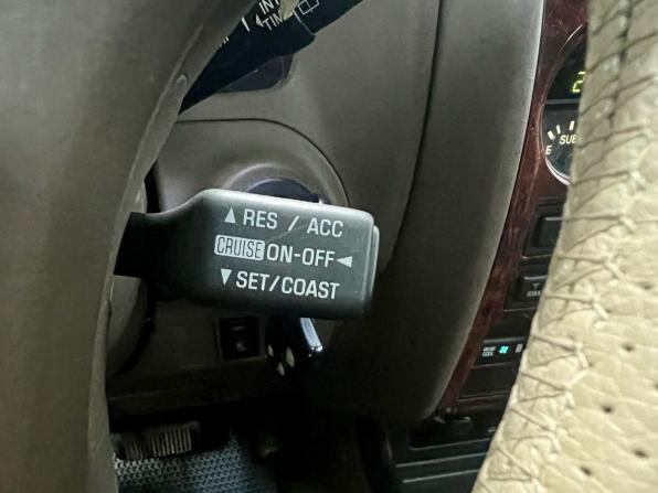 Toyota Land Cruiser Prado 90 Series Рестайлинг с пробегом 2001 года, цена 1 500 000 рублей, 113000 км, внедорожник, Автокод Объявления