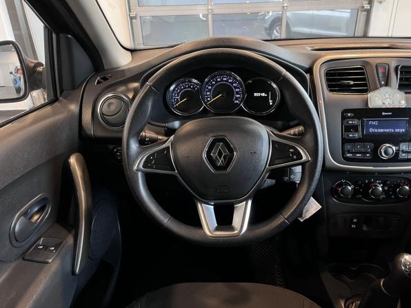 Renault Sandero II Рестайлинг с пробегом 2019 года, цена 1 060 000 рублей, 95545 км, хэтчбек, Автокод Объявления