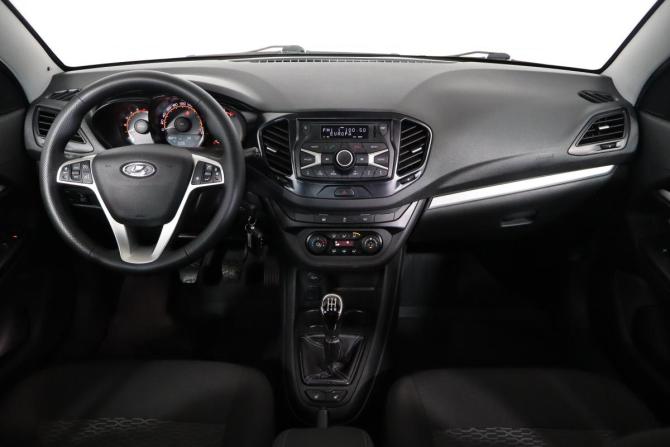 Lada (ВАЗ) Vesta I с пробегом 2019 года, цена 679 000 рублей, 195000 км, седан, Автокод Объявления