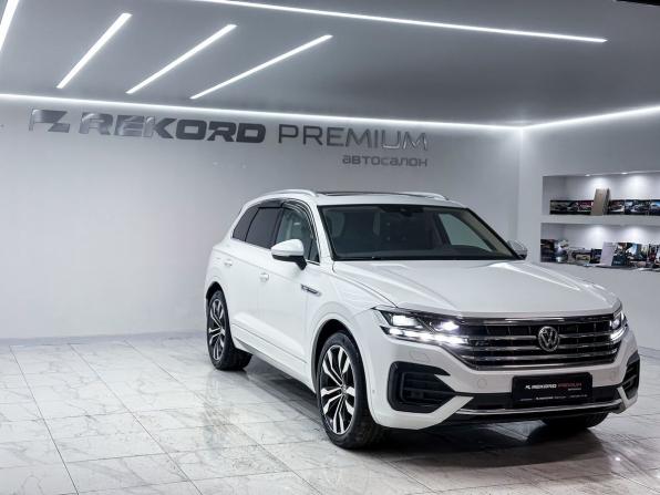 Volkswagen Touareg III с пробегом 2018 года, цена 5 350 000 рублей, 111049 км, внедорожник, Автокод Объявления