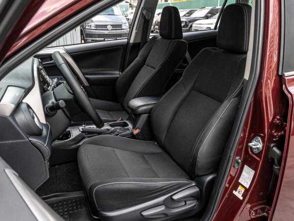 Toyota RAV4 IV (XA40) Рестайлинг с пробегом 2017 года, цена 2 250 000 рублей, 132118 км, внедорожник, Автокод Объявления