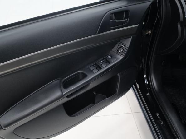 Mitsubishi Lancer X Рестайлинг с пробегом 2012 года, цена 728 000 рублей, 254475 км, седан, Автокод Объявления
