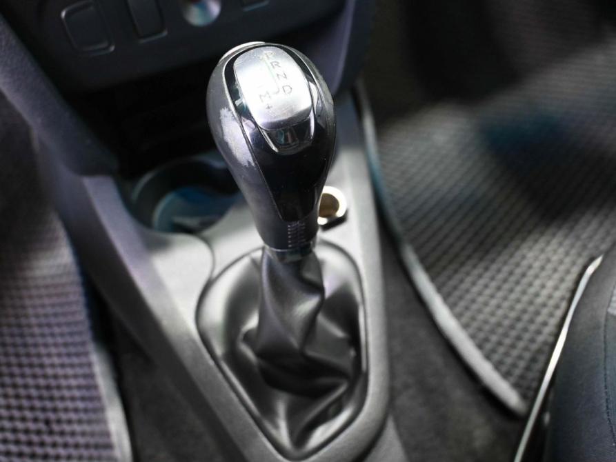 Renault Logan II Рестайлинг Ростов-на-Дону  - изображение 15