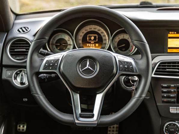 Mercedes-Benz C-Класс III (W204) Рестайлинг с пробегом 2011 года, цена 1 488 000 рублей, 198520 км, седан, Автокод Объявления