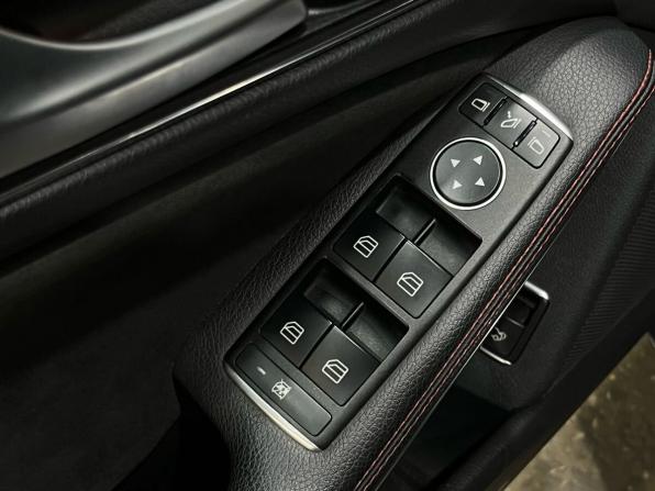 Mercedes-Benz CLA I (C117 X117) Рестайлинг с пробегом 2016 года, цена 2 350 000 рублей, 68850 км, седан, Автокод Объявления