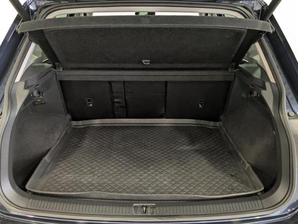 Volkswagen Tiguan II с пробегом 2017 года, цена 1 799 000 рублей, 217177 км, внедорожник, Автокод Объявления