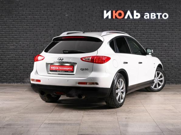 Infiniti QX50 I с пробегом 2014 года, цена 1 690 000 рублей, 173529 км, внедорожник, Автокод Объявления