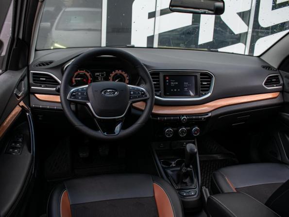 Lada (ВАЗ) Vesta I Рестайлинг (NG) с пробегом 2023 года, цена 1 290 000 рублей, 28187 км, седан, Автокод Объявления