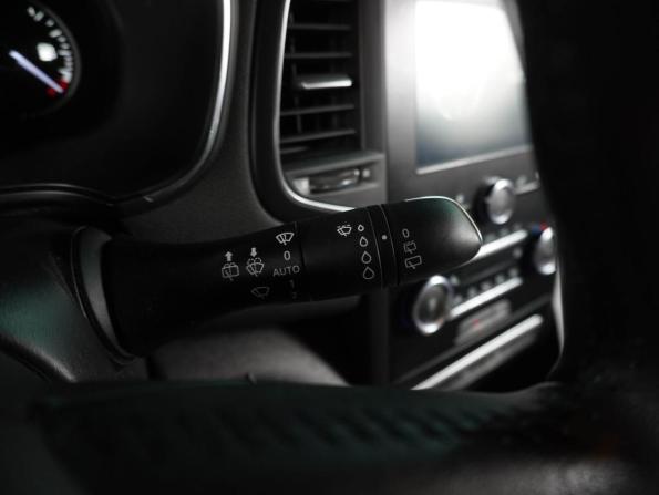 Renault Megane IV с пробегом 2019 года, цена 1 439 000 рублей, 105488 км, универсал, Автокод Объявления