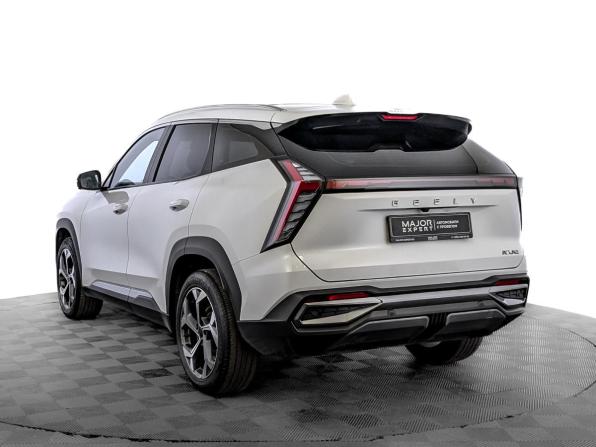 Geely Atlas II с пробегом 2024 года, цена 2 600 000 рублей, 67160 км, внедорожник, Автокод Объявления