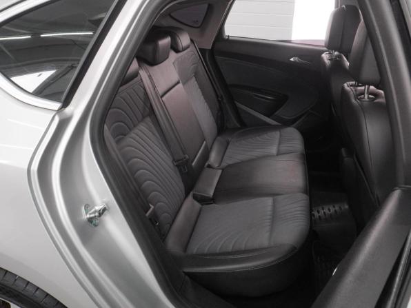 Opel Astra J Рестайлинг с пробегом 2014 года, цена 814 000 рублей, 182582 км, седан, Автокод Объявления