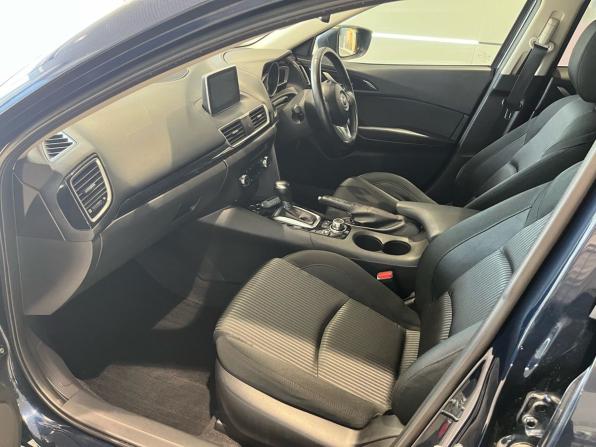 Mazda Axela III с пробегом 2014 года, цена 1 249 000 рублей, 107000 км, хэтчбек, Автокод Объявления