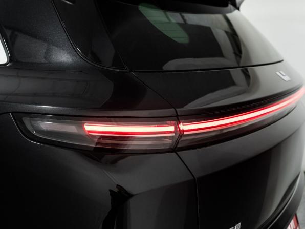 Li Auto (Lixiang) L7 I с пробегом 2023 года, цена 5 690 000 рублей, 52700 км, внедорожник, Автокод Объявления